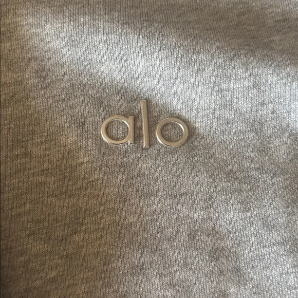 ALO Yoga Women's Light Gray Zip-Up Hoodie - Picture 4 of 7